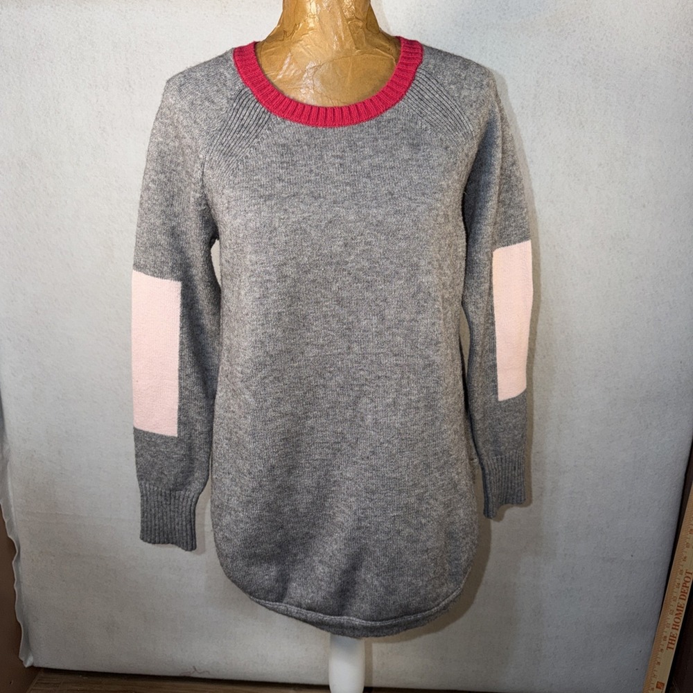 Anthropologie Size M Color Block Sweater Gray Pink Pullover Long Sleeve Rebekah